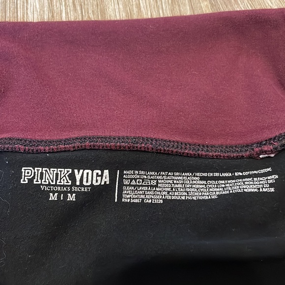 Victoria’s Secret Pink Fold Over Waist Yoga Leggings - Picture 3 of 4